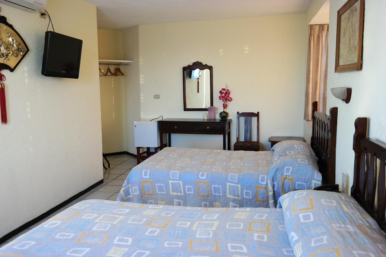 لاباز Hotel Pekin المظهر الخارجي الصورة