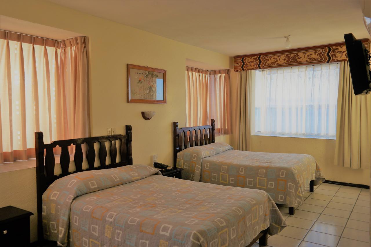 لاباز Hotel Pekin المظهر الخارجي الصورة