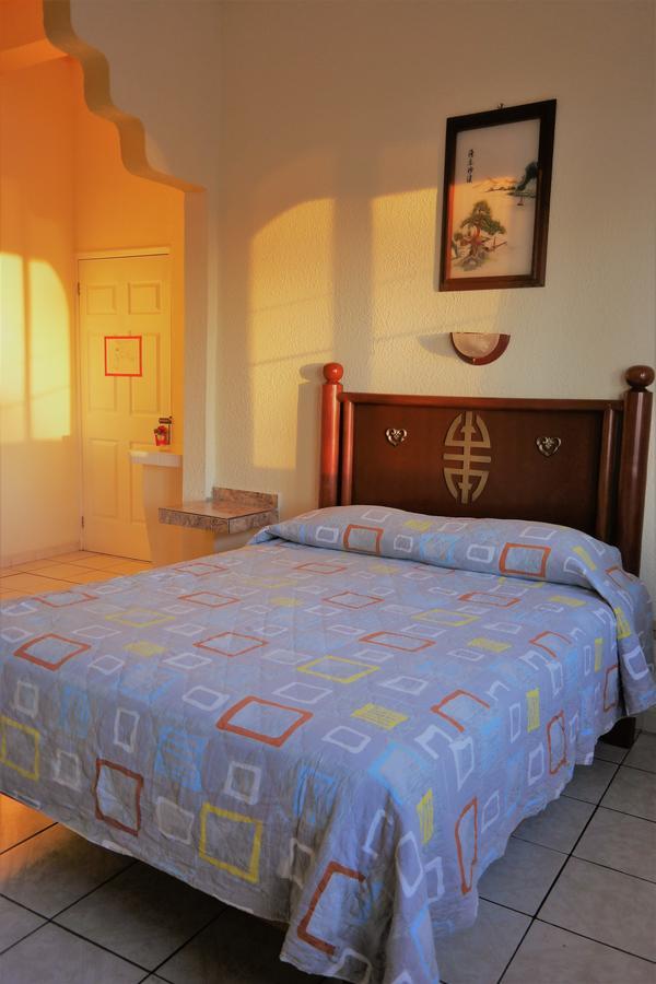لاباز Hotel Pekin المظهر الخارجي الصورة