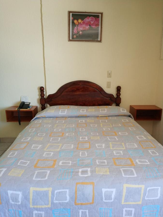 لاباز Hotel Pekin المظهر الخارجي الصورة